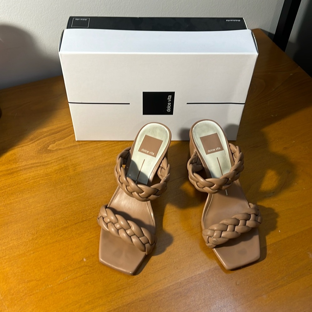 Dolce Vita Caramel Stella Paily heeled sandals size 6